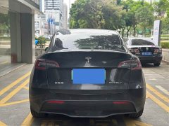 Tesla Model Y Standard Range RWD - ფოტო 5