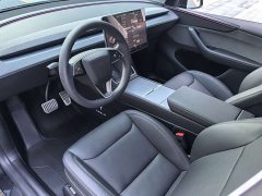 Tesla Model Y Rear-Wheel Drive - ფოტო 18