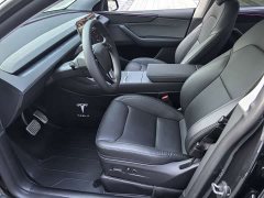 Tesla Model Y Rear-Wheel Drive - ფოტო 19