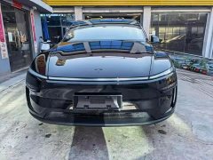 Tesla Model Y Rear-Wheel Drive - ფოტო 2