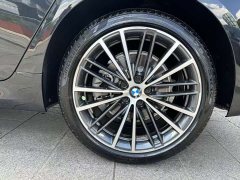 BMW 5 Series 530Li Premier M Sport Package - ფოტო 18