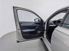 Volkswagen Lavida 2023 1.5L Automatic Five Million Edition - ფოტო 8