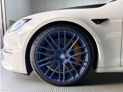 Tesla Model S Tri-Motor All-Wheel Drive Plaid - ფოტო 6