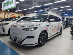 XPeng X9 640 AWD High Performance Max - ფოტო 1