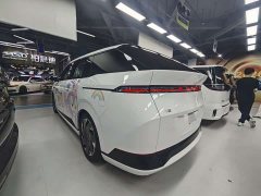XPeng X9 640 AWD High Performance Max - ფოტო 5