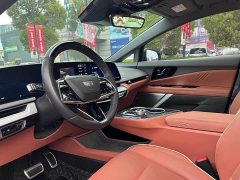 BMW IQ Aoge Four-Wheel Drive Long-Range Edition - ფოტო 11