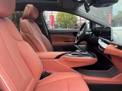 BMW IQ Aoge Four-Wheel Drive Long-Range Edition - ფოტო 14