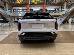 BMW IQ Aoge Four-Wheel Drive Long-Range Edition - ფოტო 8