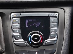 Maxus G10 2.0T Manual Multifunctional Diesel 7-Seater - ფოტო 9