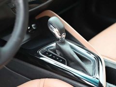 Buick GL6 323T Hybrid Connected Luxury - ფოტო 10