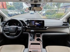 Toyota Sienna 2.5L Hybrid Comfort Edition - ფოტო 7