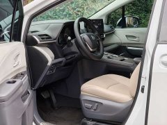 Toyota Sienna 2.5L Hybrid Comfort Edition - ფოტო 8