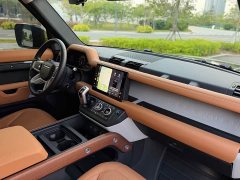 Land Rover Defender 110 3.0T P400 Dark Edition - ფოტო 5
