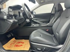 Hyundai Elantra 1.5L CVT Luxury - ფოტო 10