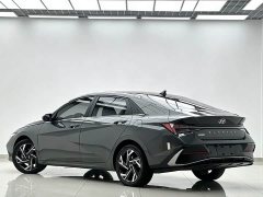 Hyundai Elantra 1.5L CVT Luxury - ფოტო 5