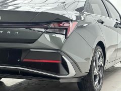 Hyundai Elantra 1.5L CVT Luxury - ფოტო 7