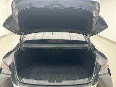 Hyundai Elantra 1.5L CVT Luxury - ფოტო 9
