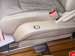 Buick GL8 2023 Land Executive Cabin Premium - ფოტო 18