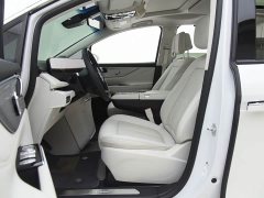 Buick GL8 New Energy Luxe Premium 7-Seater - ფოტო 12