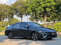 Hyundai Elantra 2023 1.5L CVT GLX Elite - ფოტო 3