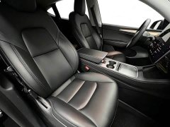 Tesla Model Y Standard Range RWD - ფოტო 11
