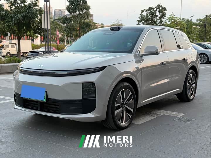 Li Auto L6 Max - ავტომობილი ჩინეთიდან