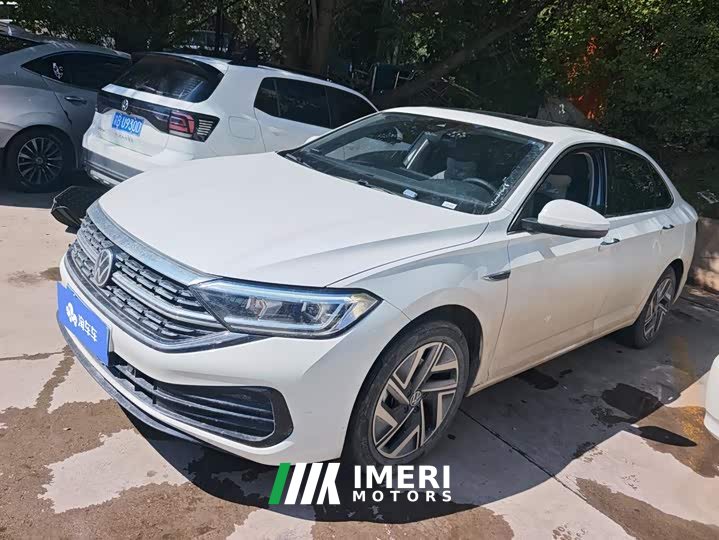 Volkswagen Sagitar 300TSI DSG Excellence Edition