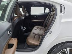 Volvo S60 B4 Smart Luxury Edition - ფოტო 15