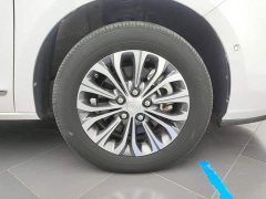 Buick GL8 Land Executive Cabin 652T Premium - ფოტო 4