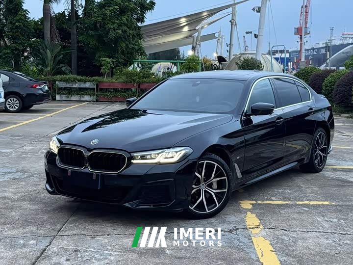 BMW 5 Series 2022 530Li Luxury M Sport Package - ავტომობილი ჩინეთიდან