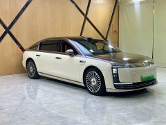 AITO Zun S800 2025 Extended Range Starlight Premium Edition 5-Seater (192-line LiDAR) - ფოტო 3