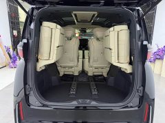Toyota Vellfire Crown Hybrid 2.5L Executive Premier Edition - ფოტო 17