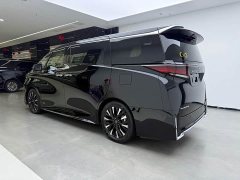 Toyota Vellfire Crown Hybrid 2.5L Executive Premier Edition - ფოტო 4