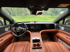 AITO M9 Extended Range Ultra 42kWh 6-Seater - ფოტო 7