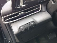 Hyundai Elantra 2022 1.5L CVT LUX Black Knight Limited Edition - ფოტო 15