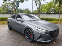 Hyundai Elantra 2022 1.5L CVT LUX Black Knight Limited Edition - ფოტო 2