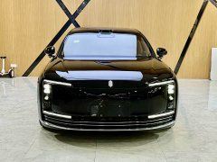 BMW Zun S800 2025 Extended Range Starlight Executive Edition 4-Seater (192-line LiDAR) - ფოტო 2