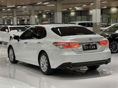 Toyota Camry 2021 2.0G Luxury - ფოტო 11