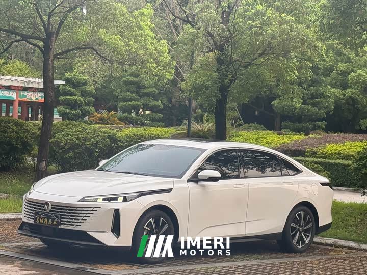 Changan Yida Blue Whale NE 1.5T GDI DCT Navigator - ავტომობილი ჩინეთიდან
