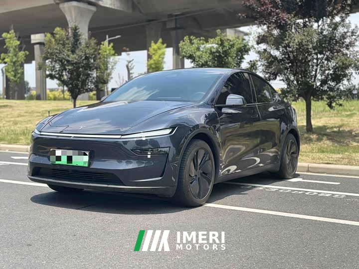 Tesla Model Y Long Range All-Wheel Drive - ავტომობილი ჩინეთიდან