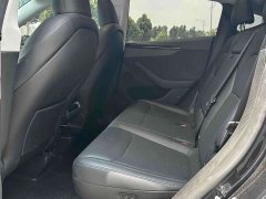 Tesla Model Y Long Range All-Wheel Drive - ფოტო 5