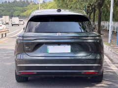 NIO ES8 100kWh Executive - ფოტო 4