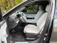 NIO ES8 100kWh Executive - ფოტო 9