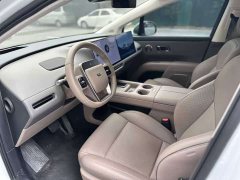 Li Auto i8 Standard Edition - ფოტო 4