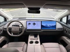Li Auto i8 Standard Edition - ფოტო 7