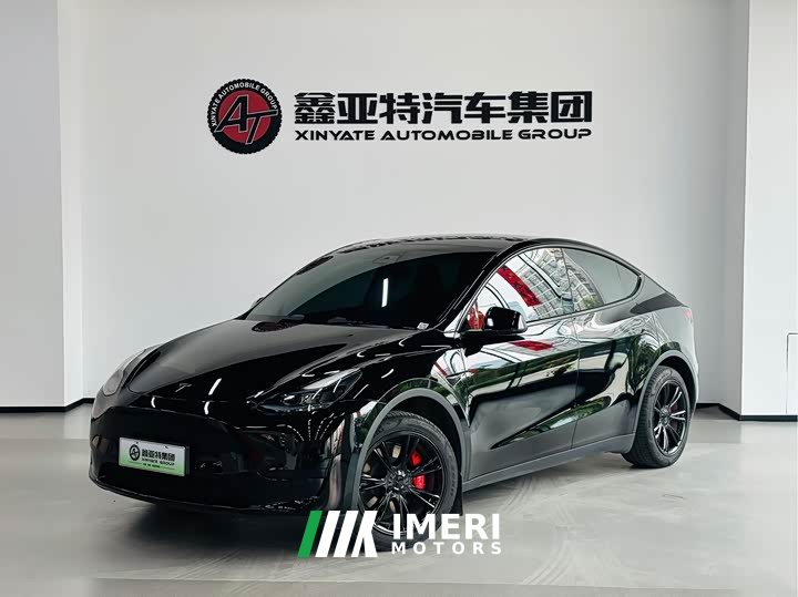 Tesla Model Y Facelift Rear-Wheel Drive