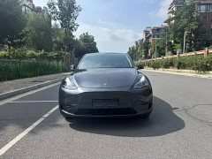 Tesla Model Y Rear-Wheel Drive - ფოტო 2