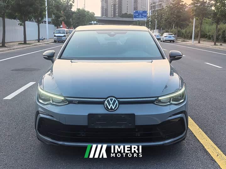 Volkswagen Golf 2021 280TSI DSG R-Line - ავტომობილი ჩინეთიდან