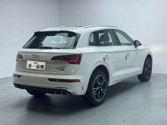 Audi Q5L 2024 40 TFSI Fashion Dynamic - ფოტო 4