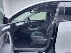 Tesla Model Y 2023 Rear-Wheel Drive - ფოტო 9